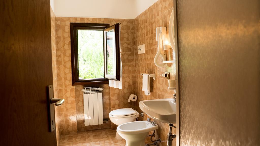 Casa Vacanze Boario Boario Terme Exteriör bild